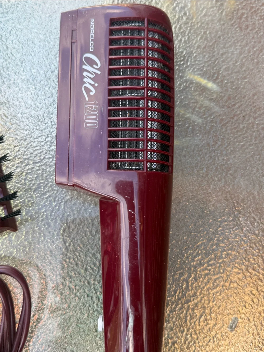 chic Burgundy 1200 Multi-Attachment Hot Air Styler